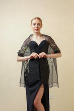 Load image into Gallery viewer, Vania little black dress
