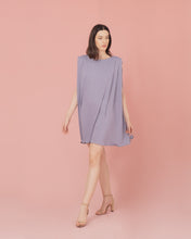 Load image into Gallery viewer, Elaine in Lilac
