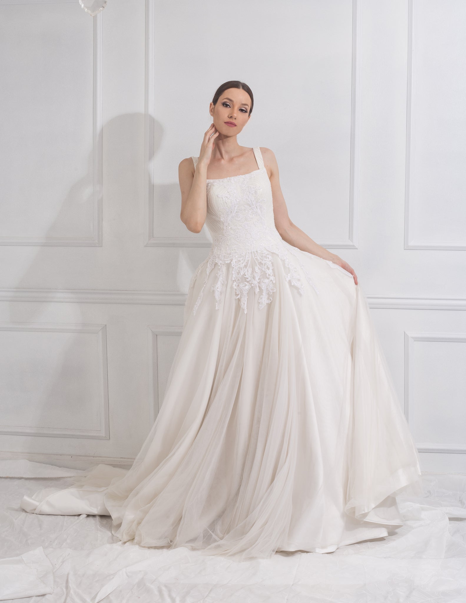 Vanessa 2-way Gown